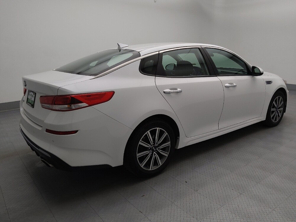 2019 Kia Optima in St. Louis, MO 63136 - 18138681 10