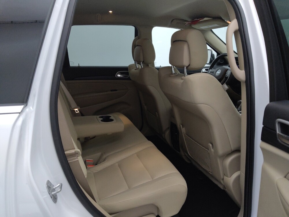 2022 Jeep Grand Cherokee in St. Louis, MO 63136 - 18138682 19