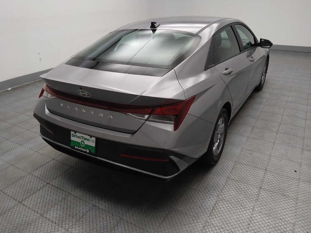 2025 Hyundai Elantra in Midlothian, IL 60445 - 18138686 9