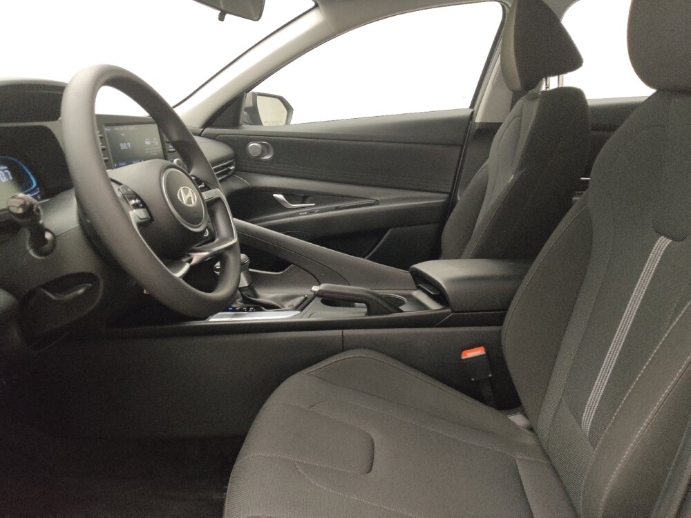 2025 Hyundai Elantra in Midlothian, IL 60445 - 18138686 17