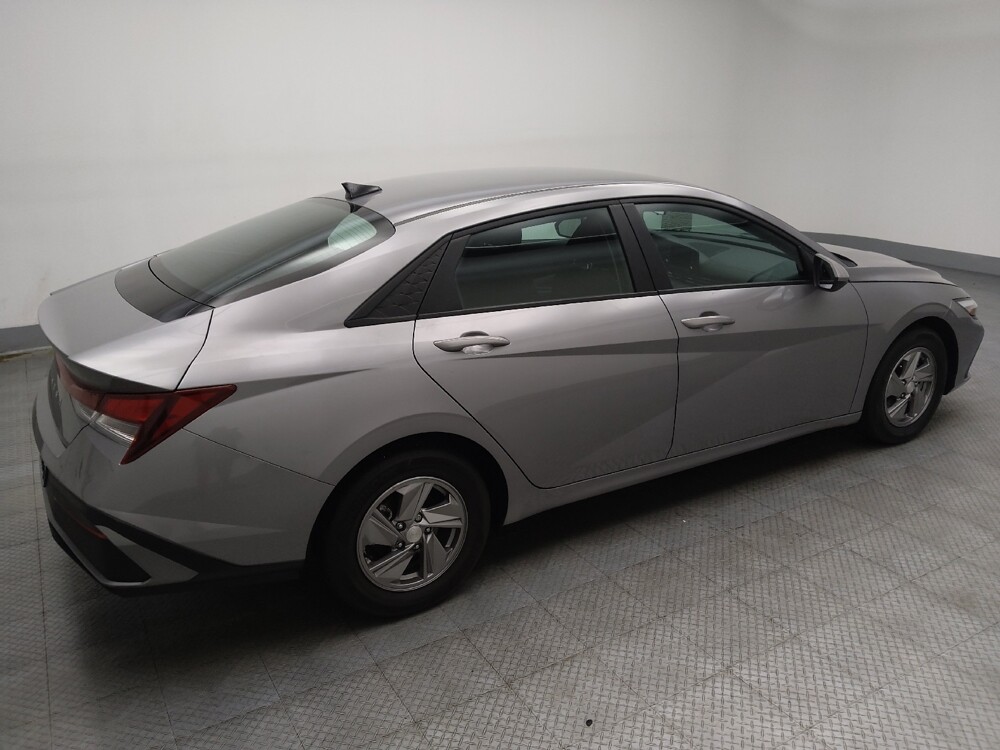 2025 Hyundai Elantra in Midlothian, IL 60445 - 18138686 10