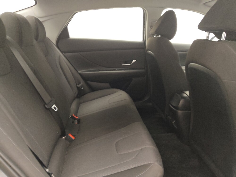 2025 Hyundai Elantra in Midlothian, IL 60445 - 18138686 19