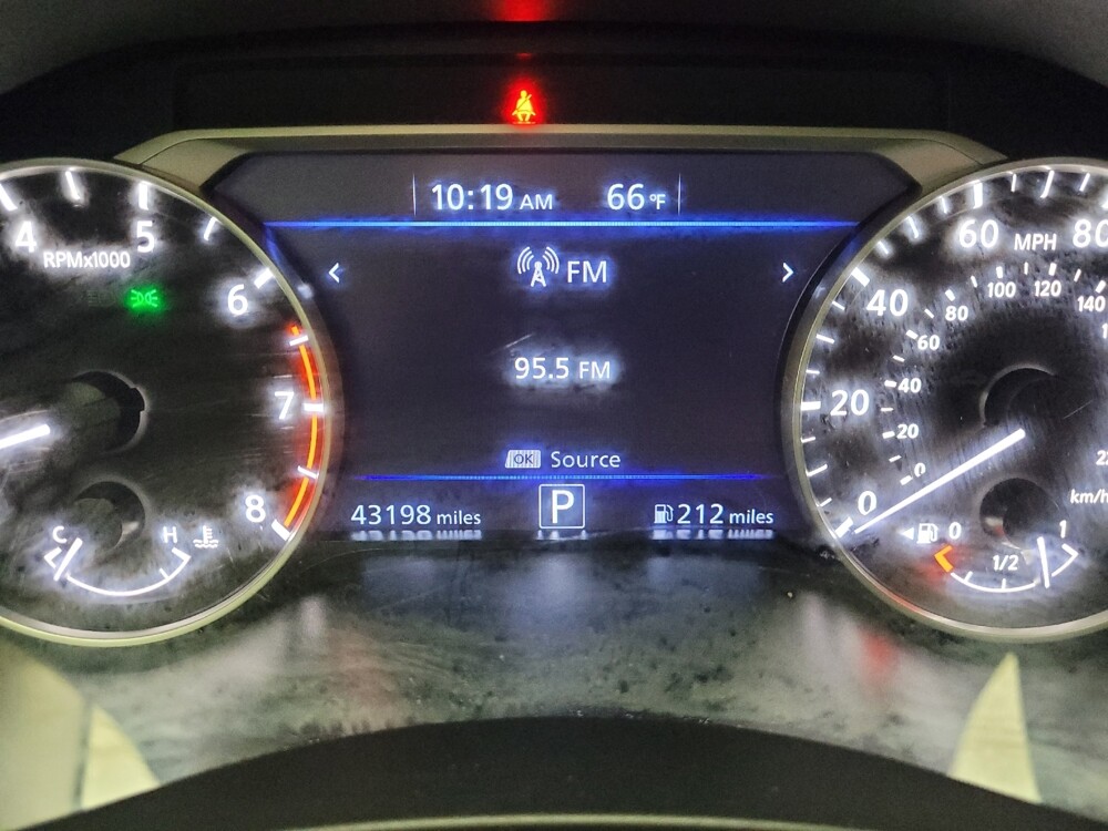 2021 Nissan Altima in Eastpointe, MI 48021 - 18138691 23