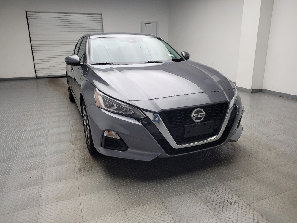 2021 Nissan Altima in Eastpointe, MI 48021 - 18138691 14
