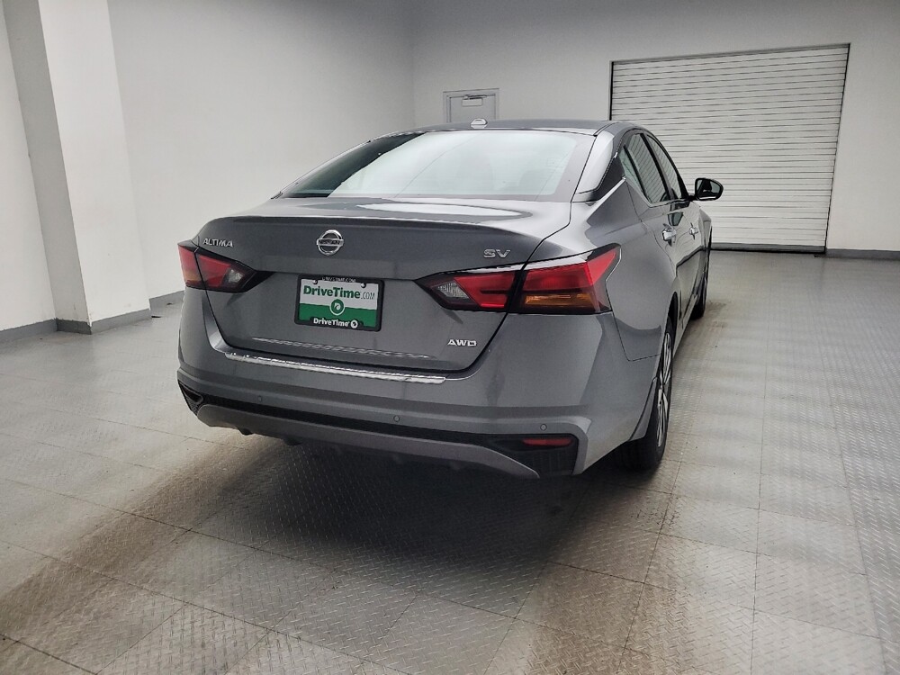 2021 Nissan Altima in Eastpointe, MI 48021 - 18138691 7