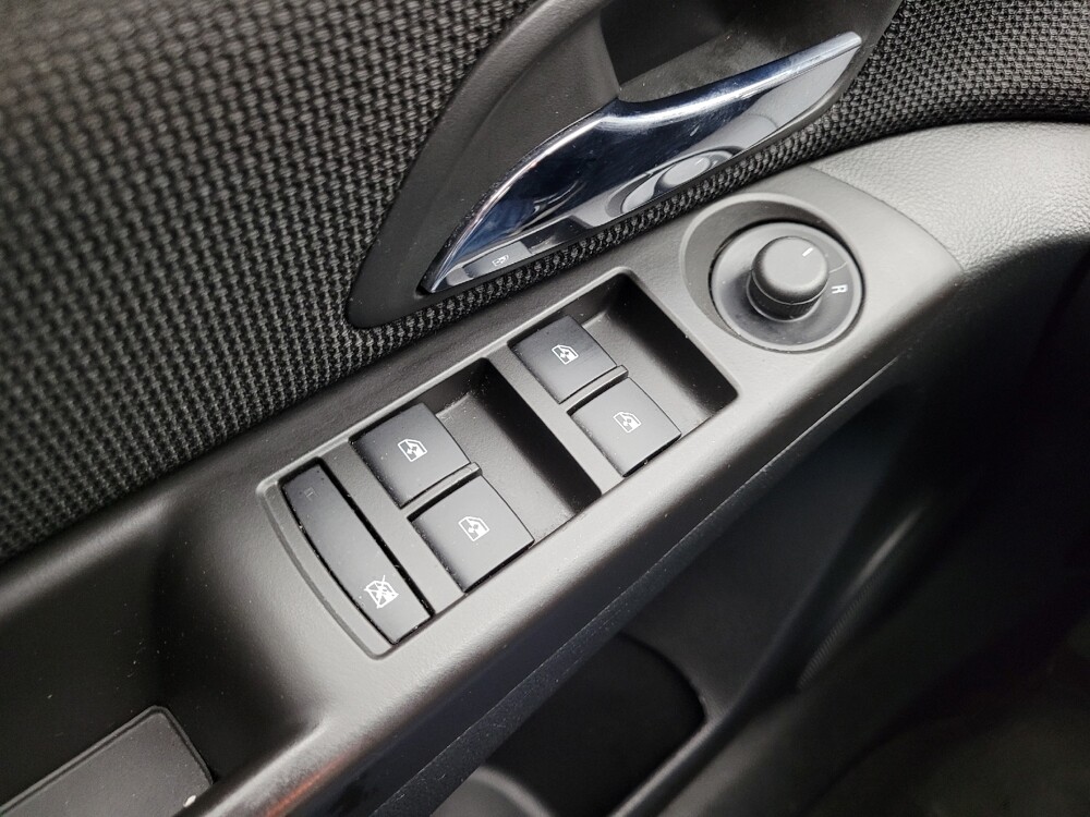 2014 Chevrolet Cruze in Eastpointe, MI 48021 - 18138693 27