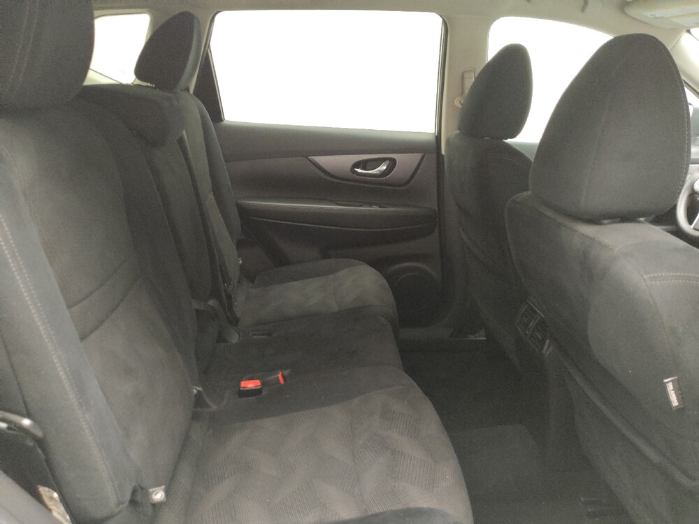 2016 Nissan Rogue in Grand Rapids, MI 49508 - 18138695 19