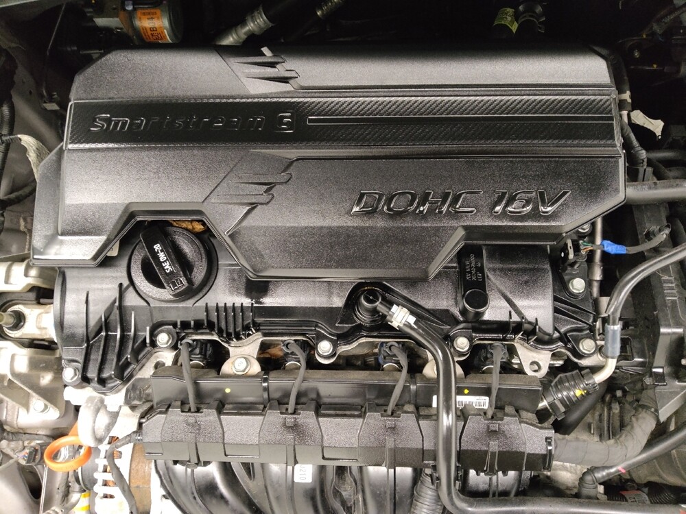 2023 Hyundai Elantra in Highland, IN 46322 - 18138698 30