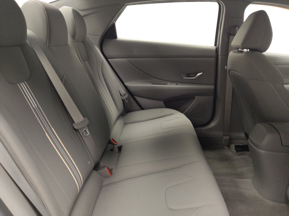 2023 Hyundai Elantra in Highland, IN 46322 - 18138698 19