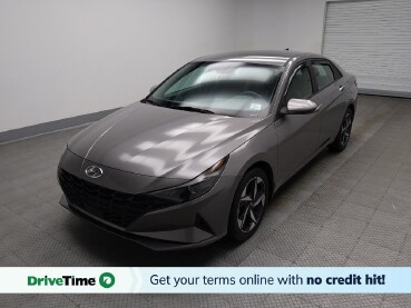 2023 Hyundai Elantra in Highland, IN 46322