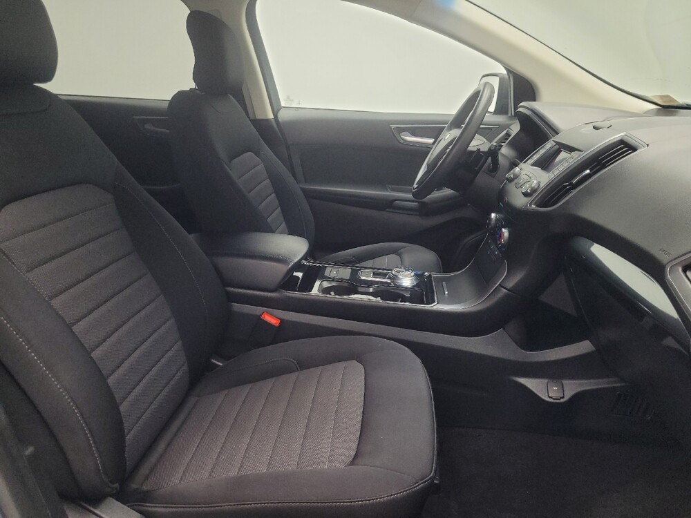 2019 Ford Edge in Indianapolis, IN 46219 - 18138702 21