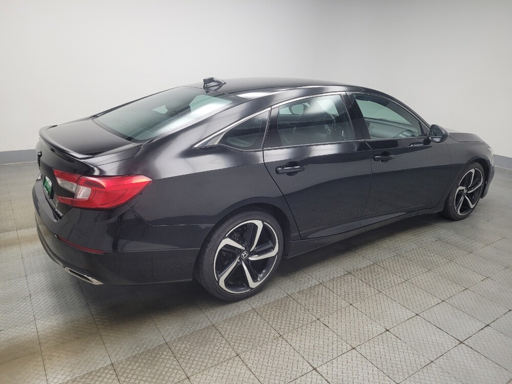 2018 Honda Accord in Indianapolis, IN 46222 - 18138703 10