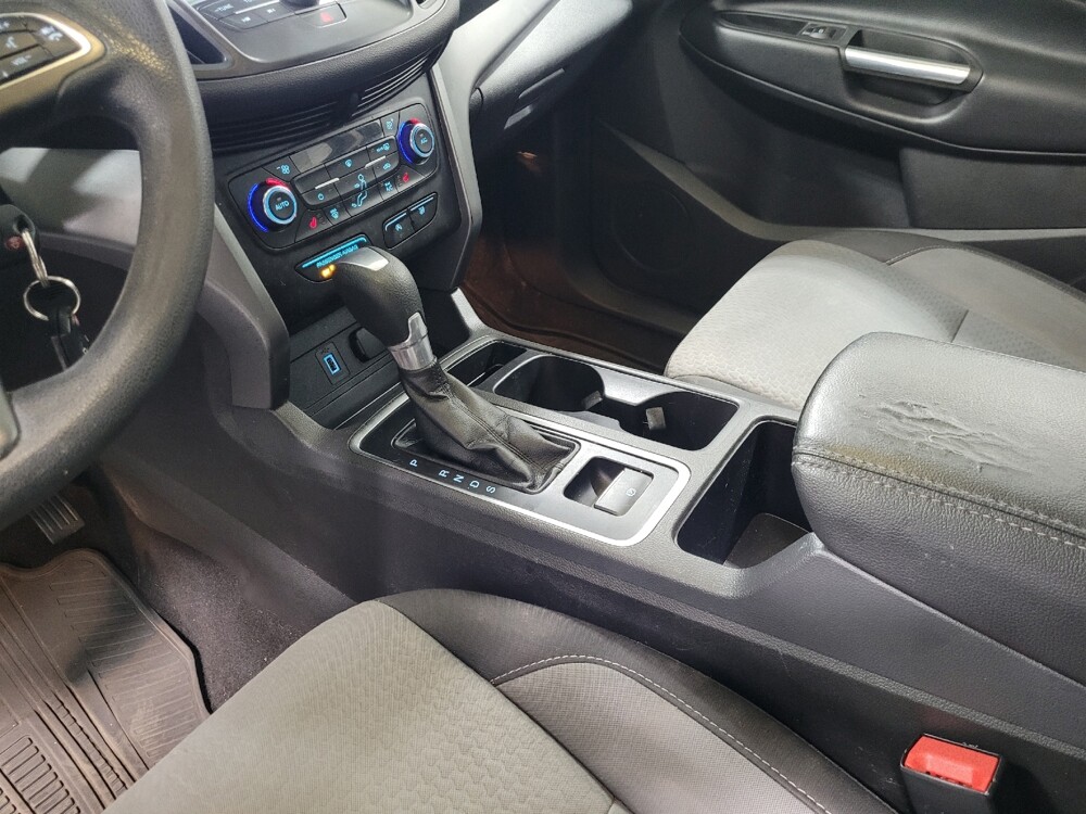 2017 Ford Escape in Pittsburgh, PA 15236 - 18138705 26