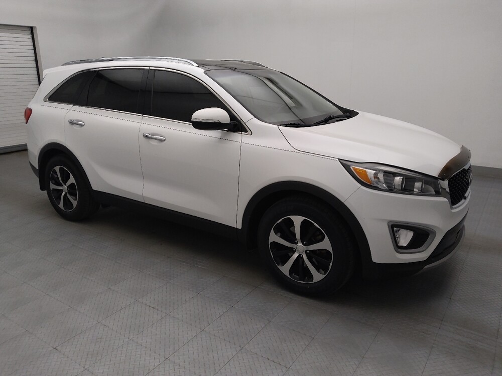 2018 Kia Sorento in Wilmington, NC 28405 - 18138707 11