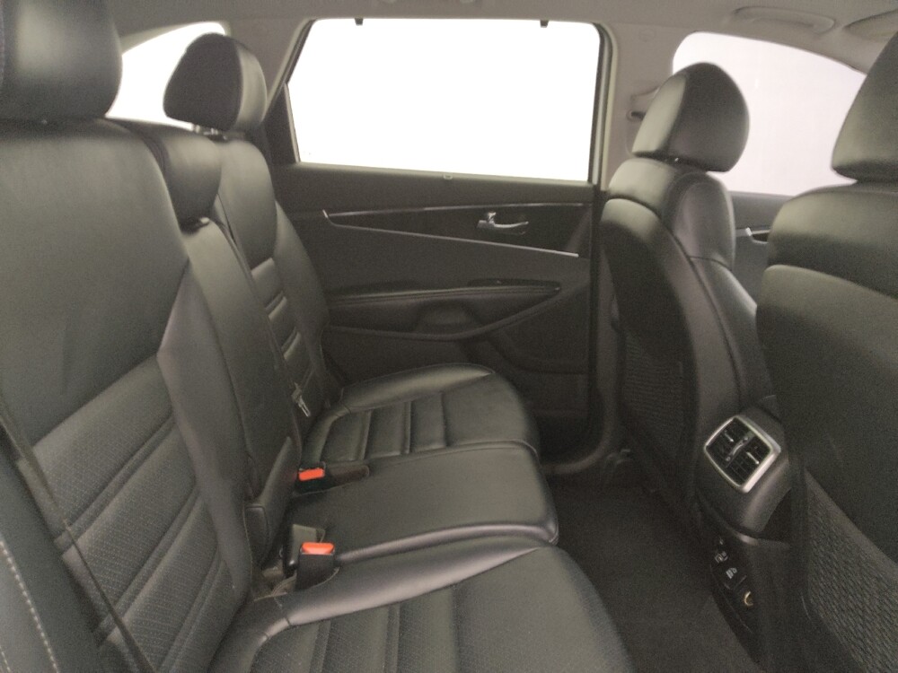 2018 Kia Sorento in Wilmington, NC 28405 - 18138707 19