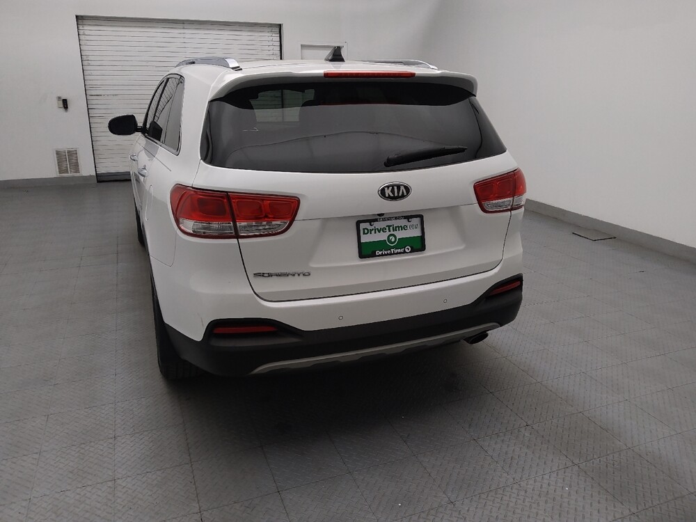 2018 Kia Sorento in Wilmington, NC 28405 - 18138707 6