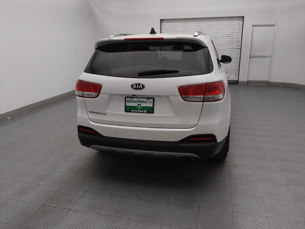 2018 Kia Sorento in Wilmington, NC 28405 - 18138707 7