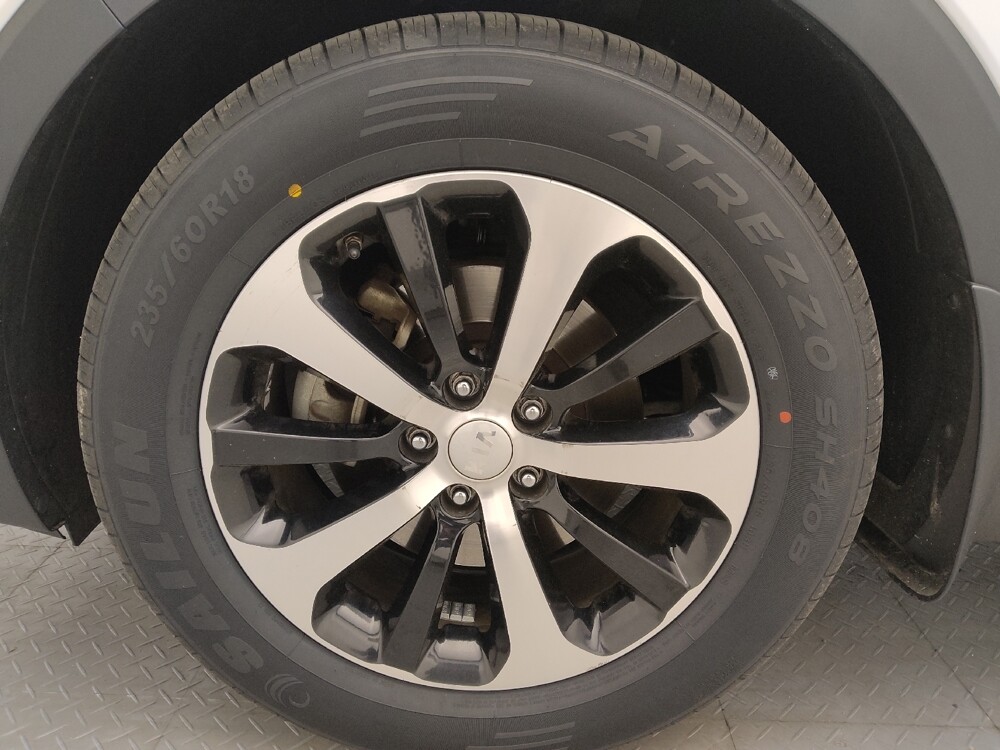 2018 Kia Sorento in Wilmington, NC 28405 - 18138707 31