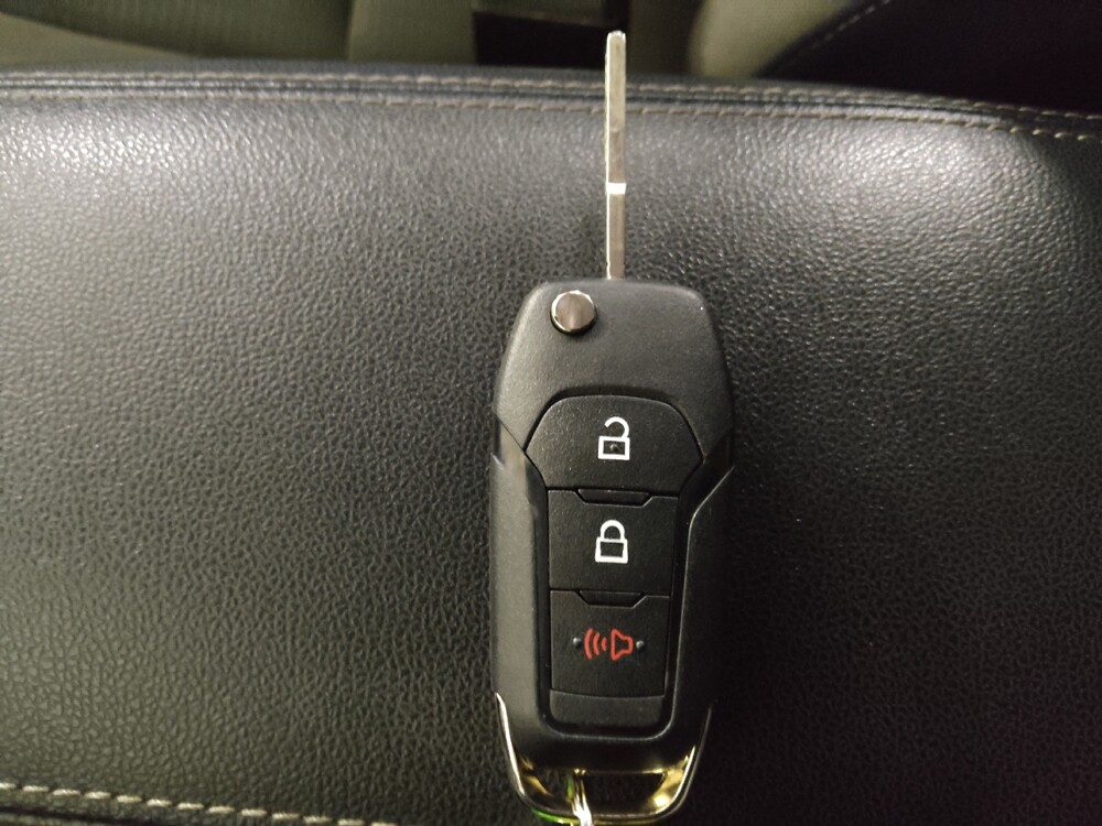 2020 Ford Escape in Duluth, GA 30096 - 18138717 32