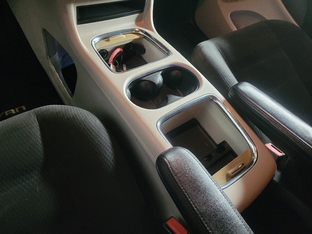 2016 Dodge Grand Caravan in Columbus, GA 31909 - 18138721 26