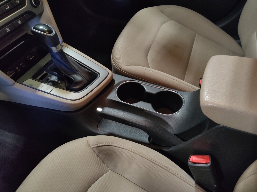 2018 Hyundai Elantra in Sanford, FL 32773 - 18138727 26