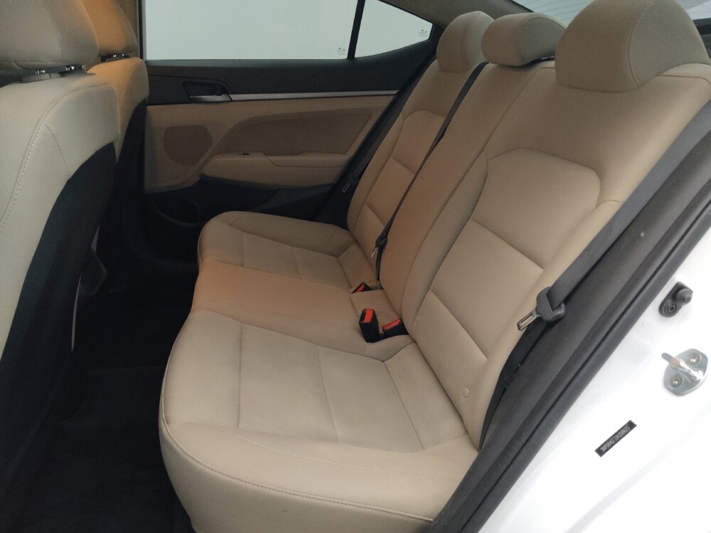 2018 Hyundai Elantra in Sanford, FL 32773 - 18138727 18