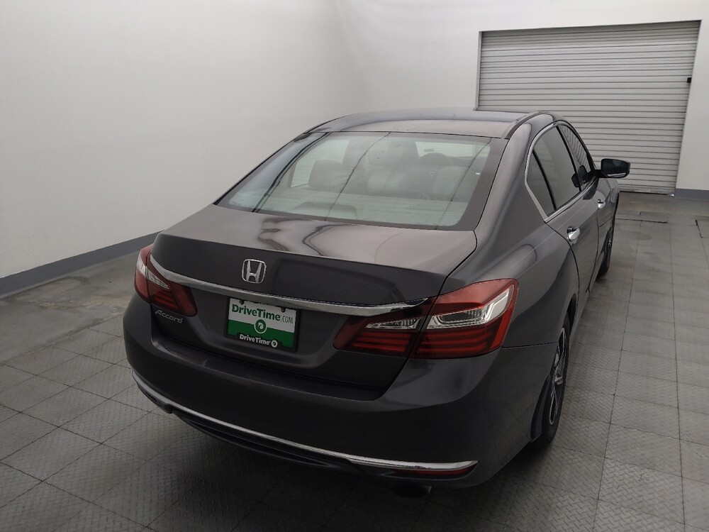 2017 Honda Accord in Live Oak, TX 78233 - 18138730 7