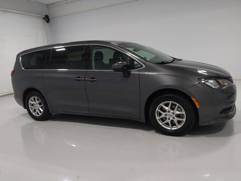 2021 Chrysler Voyager in Columbus, OH 43231 - 18138737 11