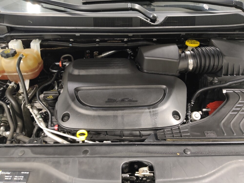 2021 Chrysler Voyager in Columbus, OH 43231 - 18138737 30