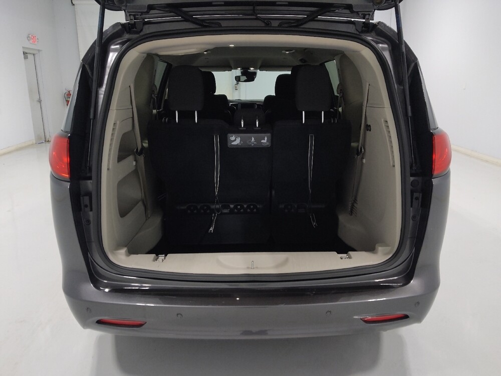2021 Chrysler Voyager in Columbus, OH 43231 - 18138737 29
