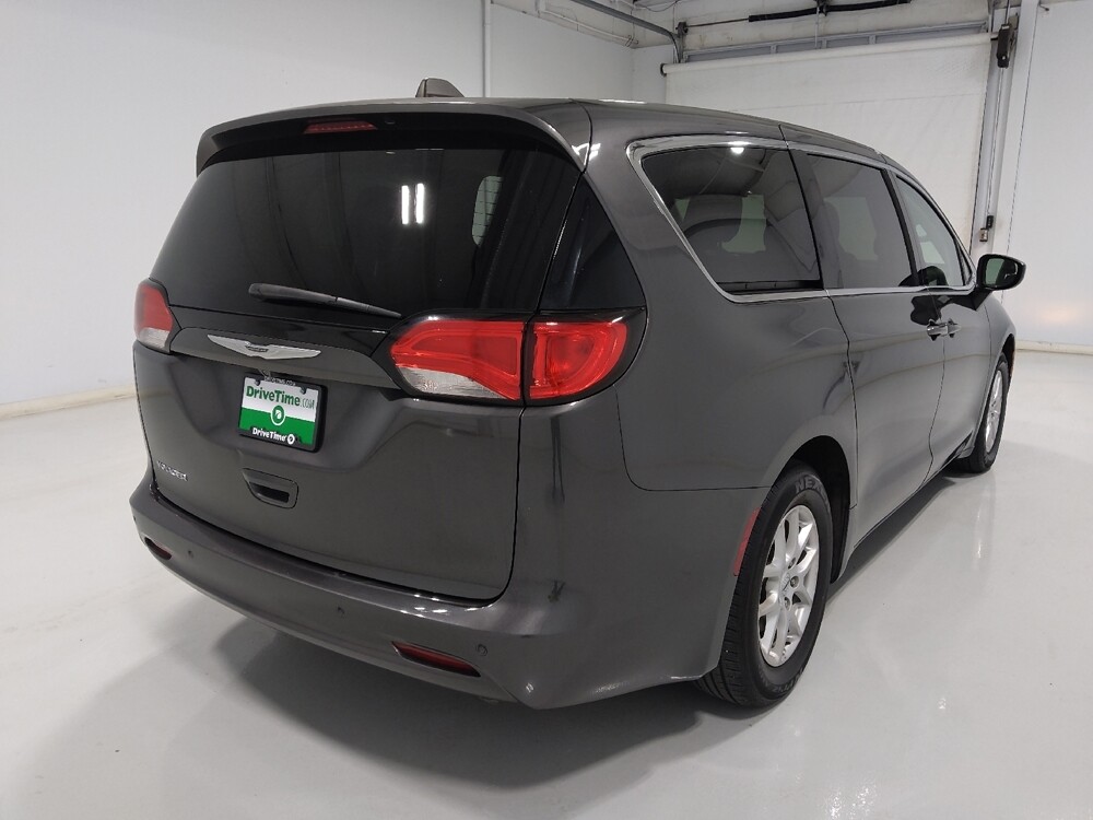 2021 Chrysler Voyager in Columbus, OH 43231 - 18138737 9