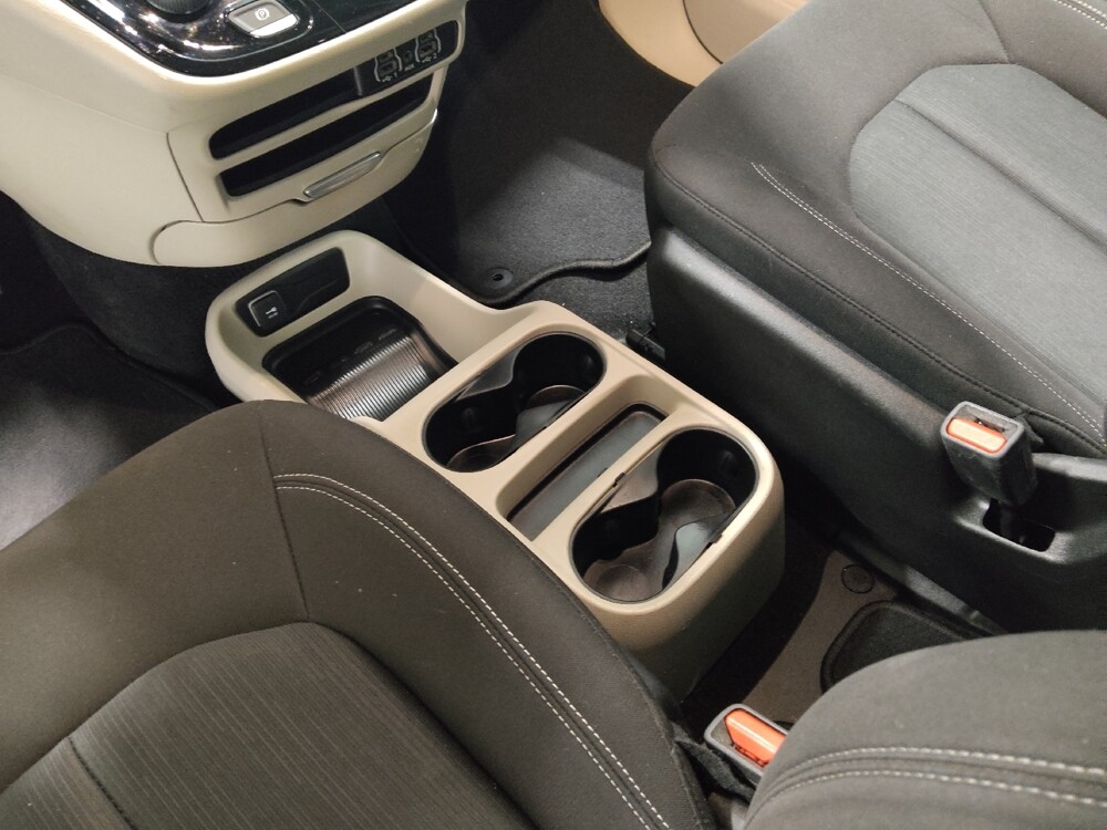 2021 Chrysler Voyager in Columbus, OH 43231 - 18138737 26
