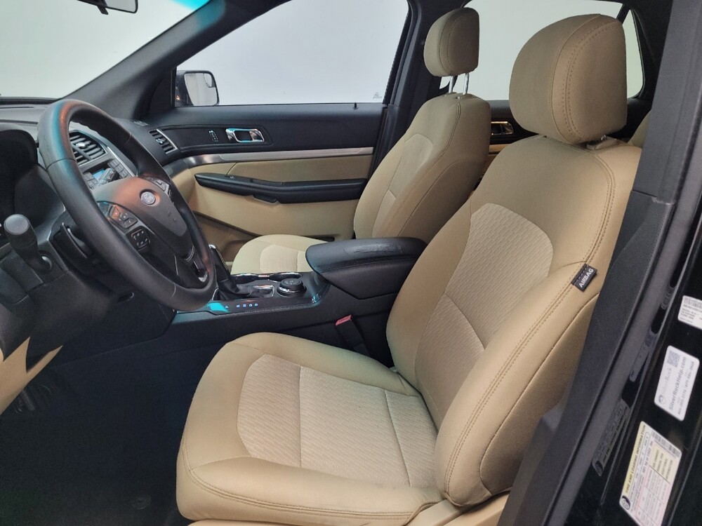 2016 Ford Explorer in Las Vegas, NV 89102 - 18138742 17
