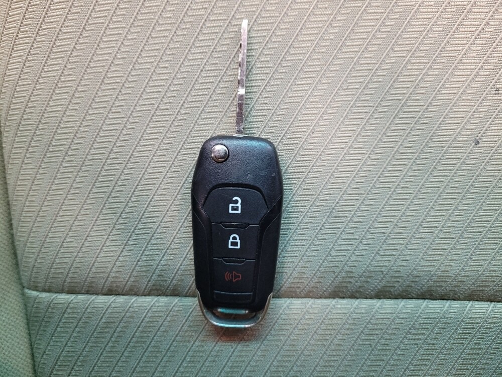 2016 Ford Explorer in Las Vegas, NV 89102 - 18138742 32