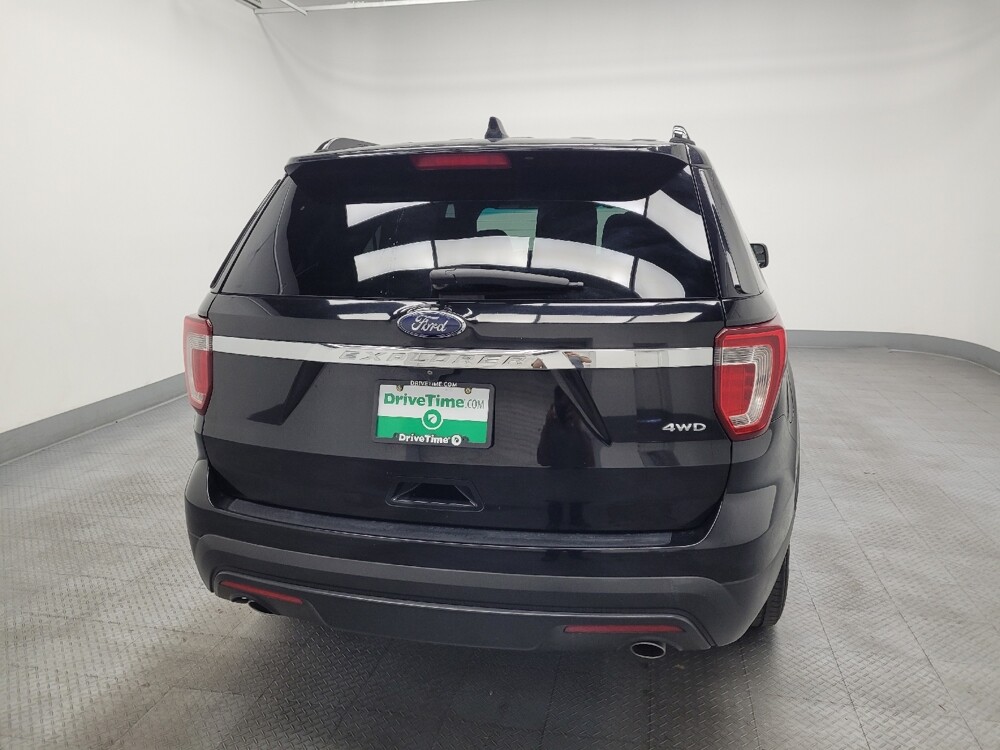 2016 Ford Explorer in Las Vegas, NV 89102 - 18138742 7