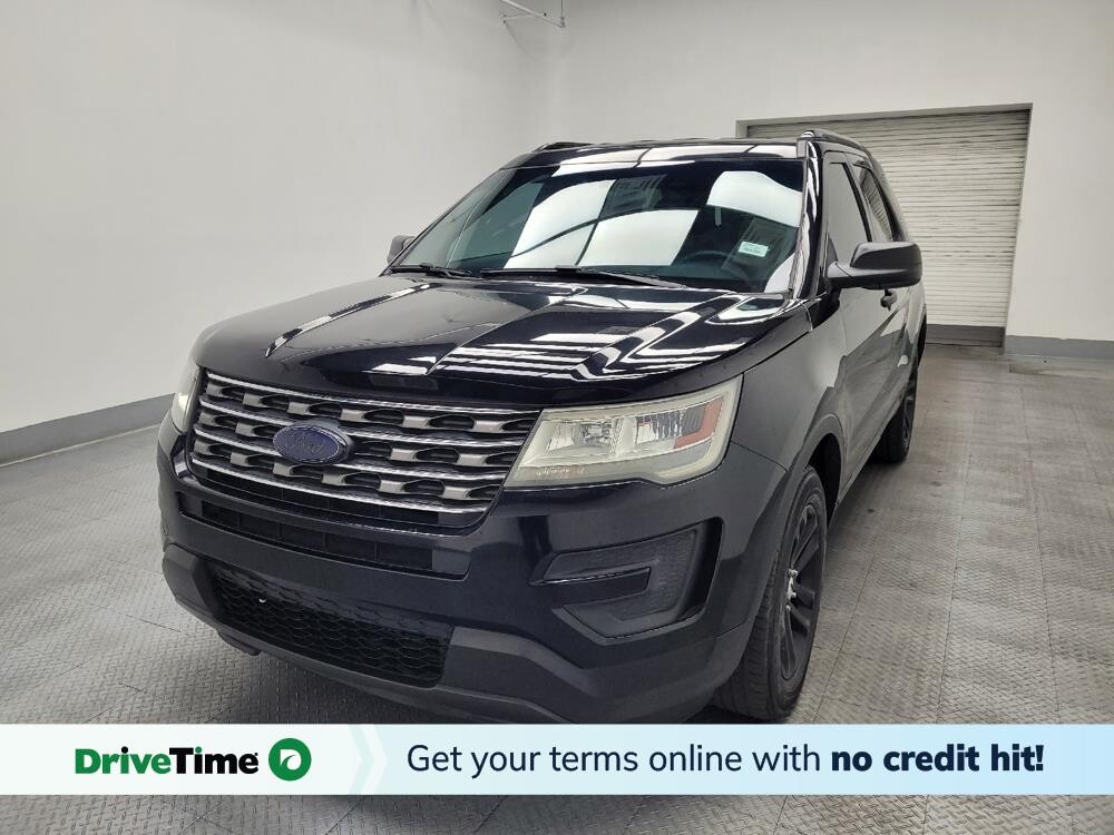 2016 Ford Explorer in Las Vegas, NV 89102 - 18138742
