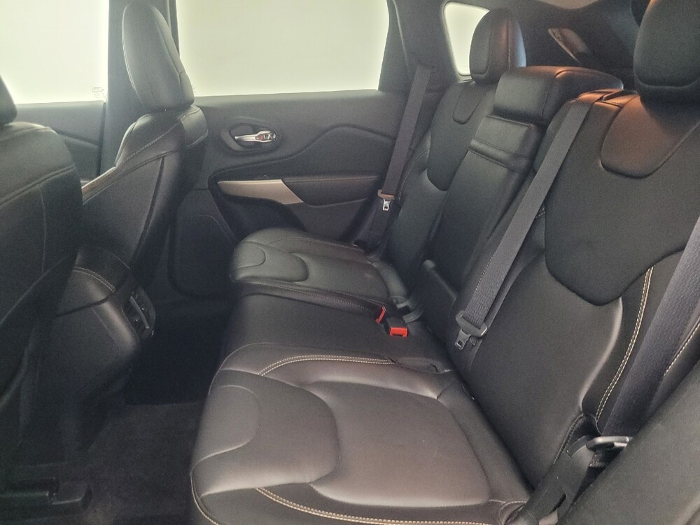 2018 Jeep Cherokee in Indianapolis, IN 46219 - 18138749 18