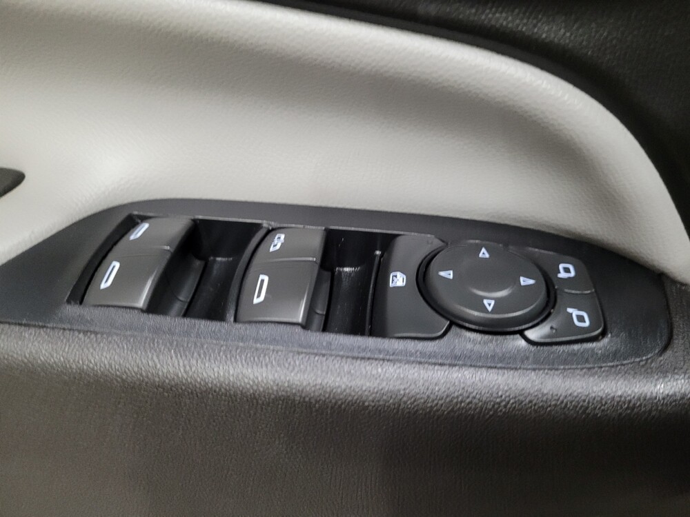 2018 Chevrolet Equinox in New Castle, DE 19720 - 18138751 27