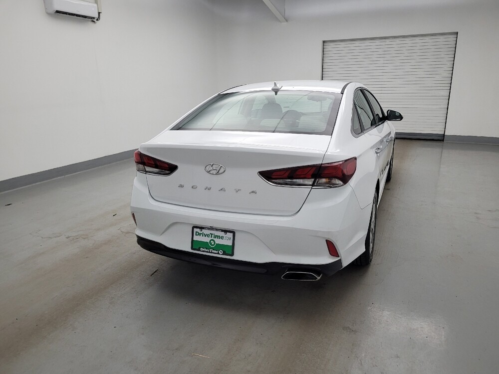 2018 Hyundai Sonata in Columbus, OH 43231 - 18138754 7