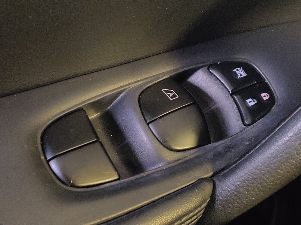 2017 Nissan Rogue in Houston, TX 77060 - 18138760 27