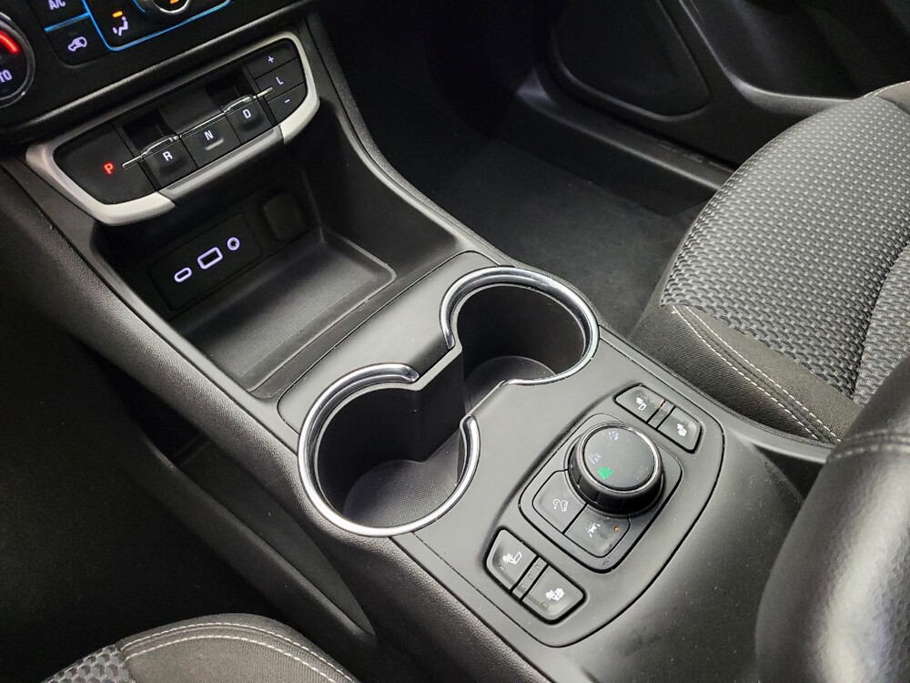 2023 GMC Terrain in Taylor, MI 48180 - 18138776 26
