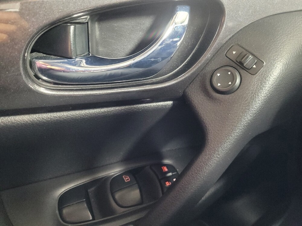 2018 Nissan Rogue in Marietta, GA 30062 - 18138778 27