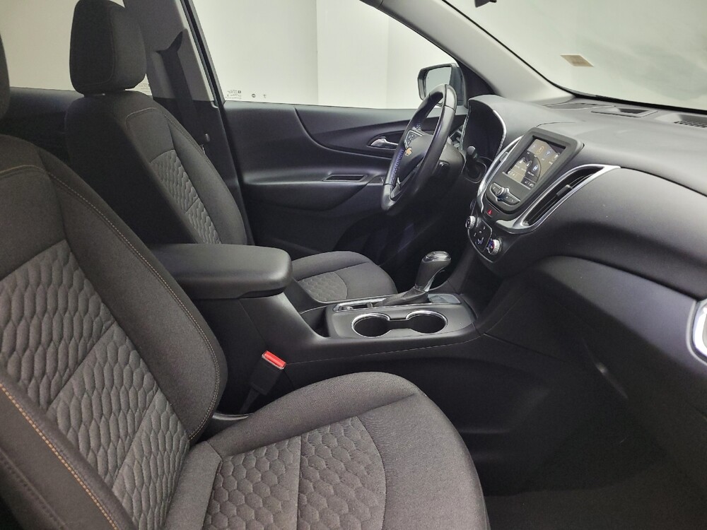 2019 Chevrolet Equinox in Taylor, MI 48180 - 18138780 21