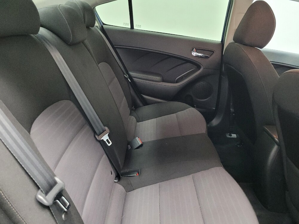 2018 Kia Forte in Las Vegas, NV 89104 - 18138782 19