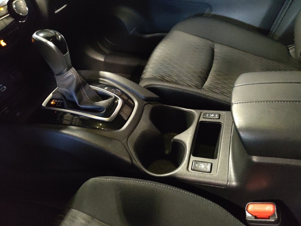 2019 Nissan Rogue in Gainesville, FL 32609 - 18138793 26