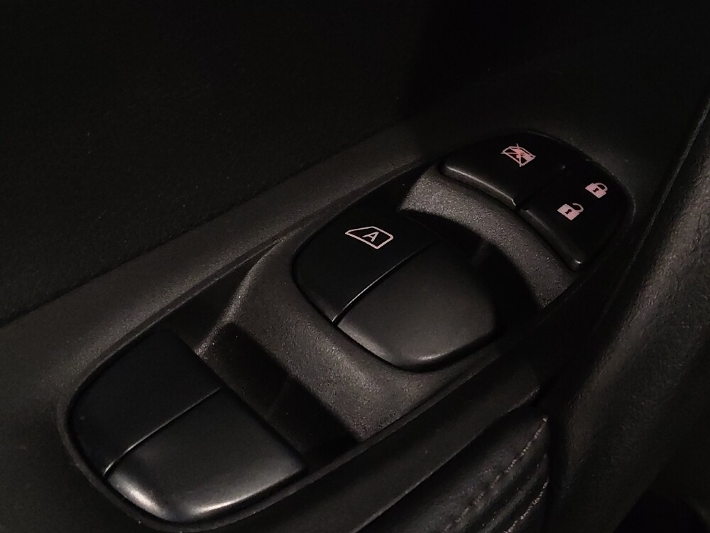 2019 Nissan Rogue in Gainesville, FL 32609 - 18138793 27