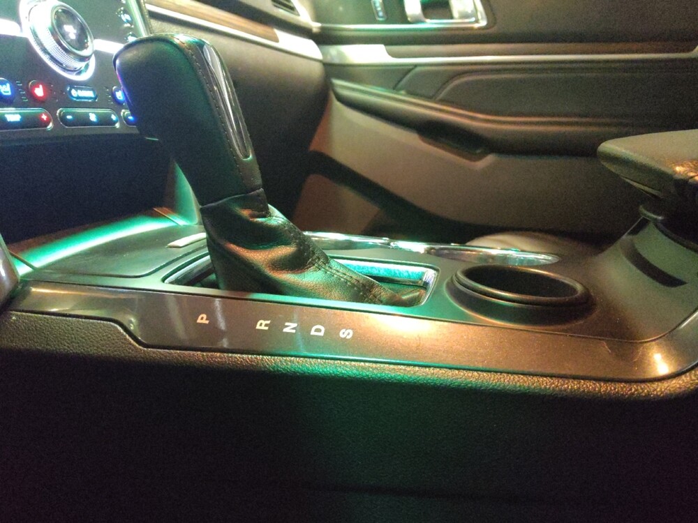 2016 Ford Explorer in Mesa, AZ 85210 - 18138794 26