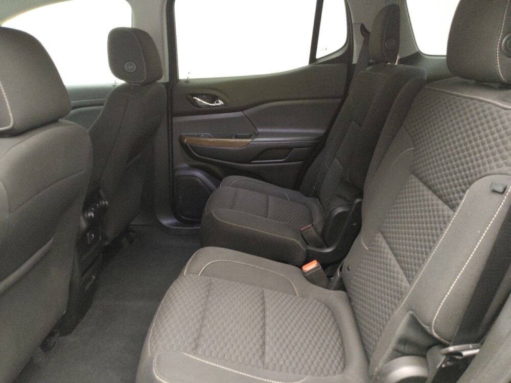 2019 GMC Acadia in Eastpointe, MI 48021 - 18138800 18