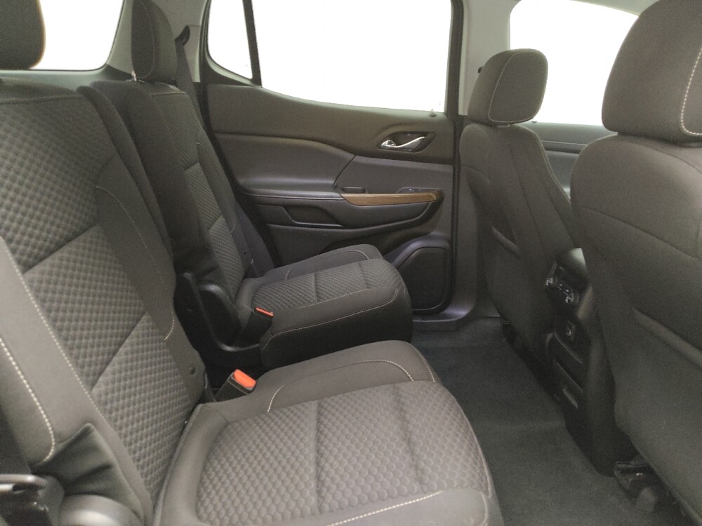 2019 GMC Acadia in Eastpointe, MI 48021 - 18138800 19
