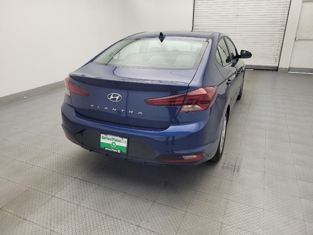 2020 Hyundai Elantra in Columbia, SC 29210 - 18138814 7